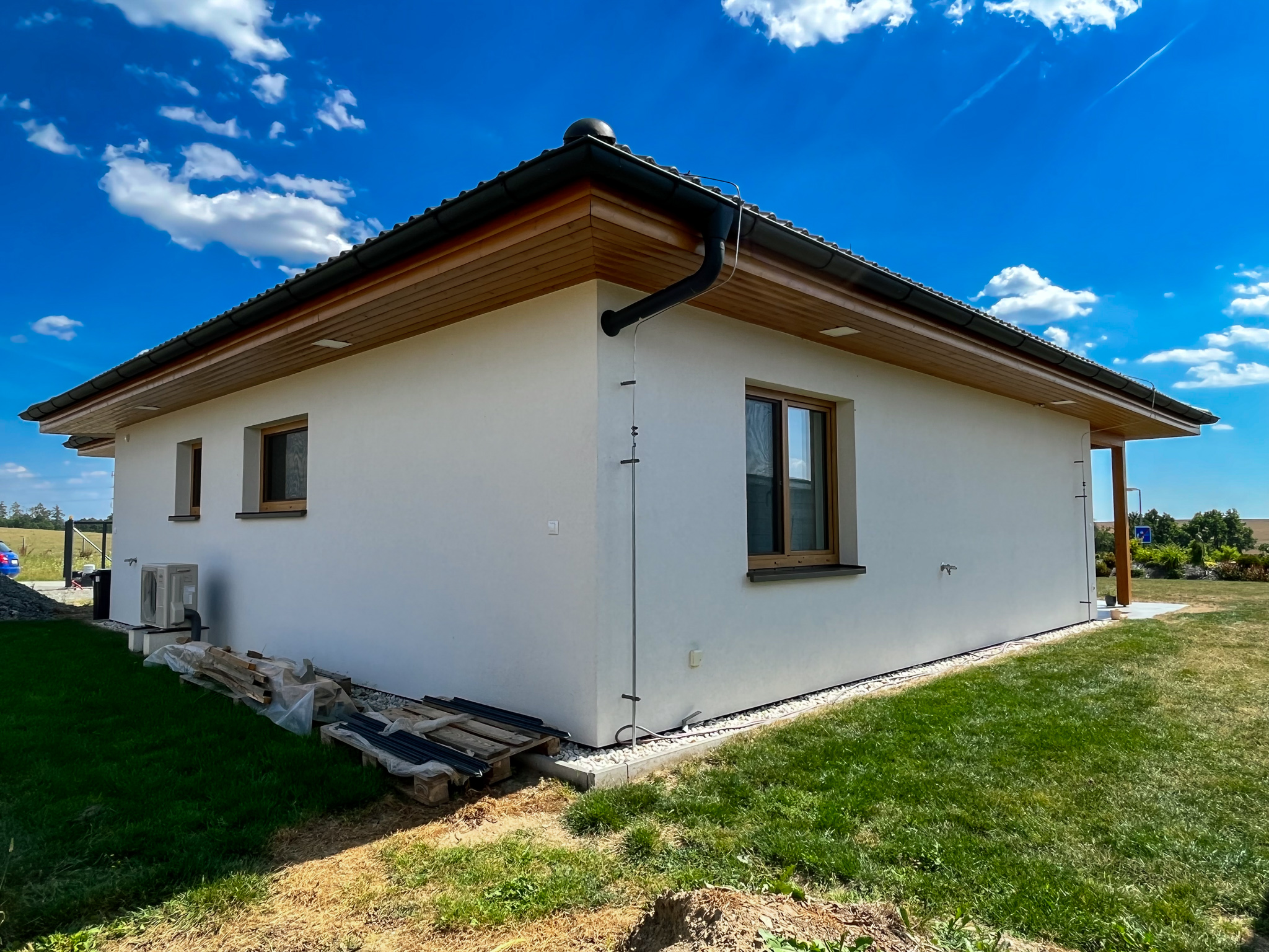 Rodinný dům v Sedlečku - fotografie 2