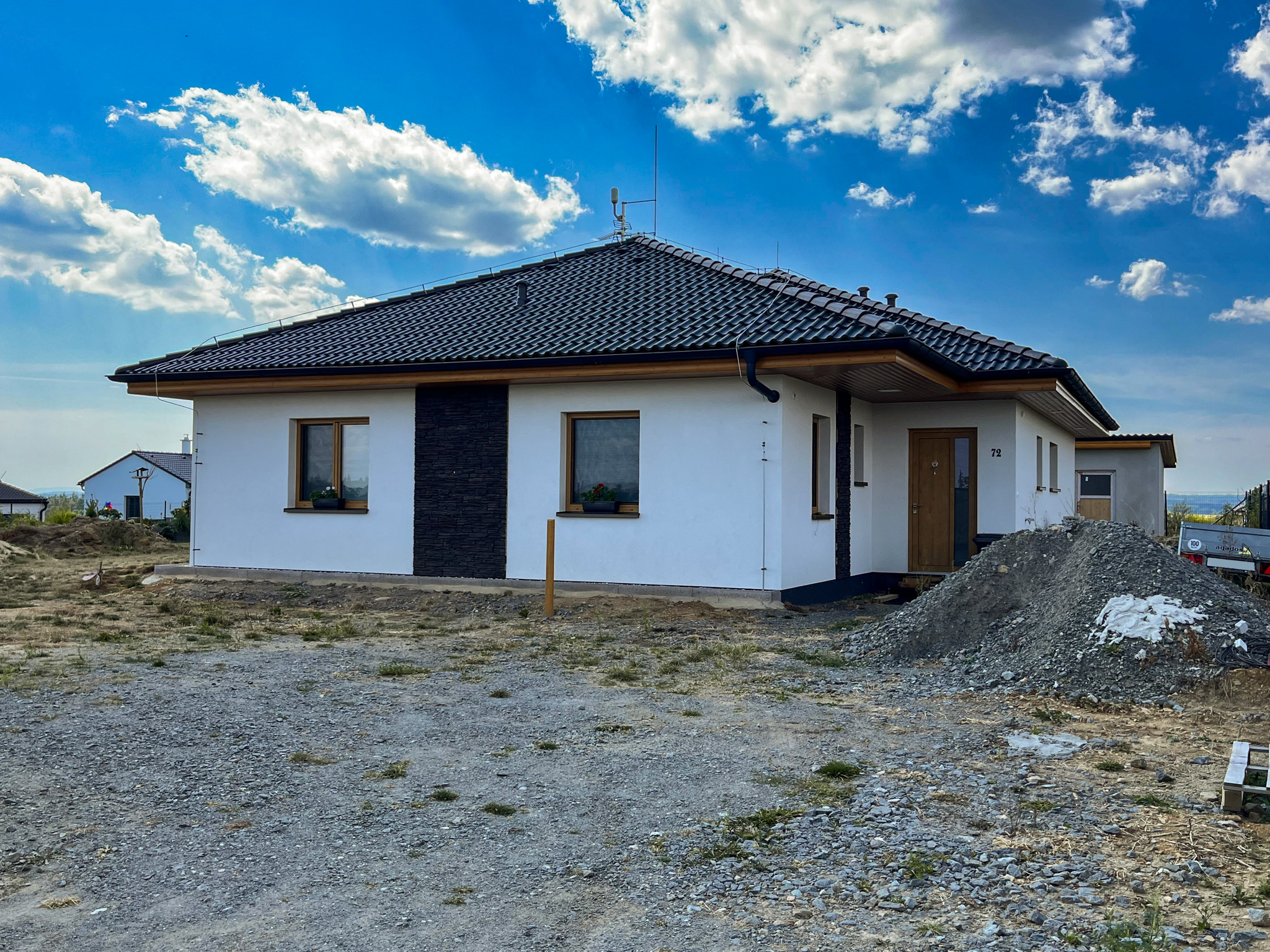 Rodinný dům v Sedlečku - fotografie 3