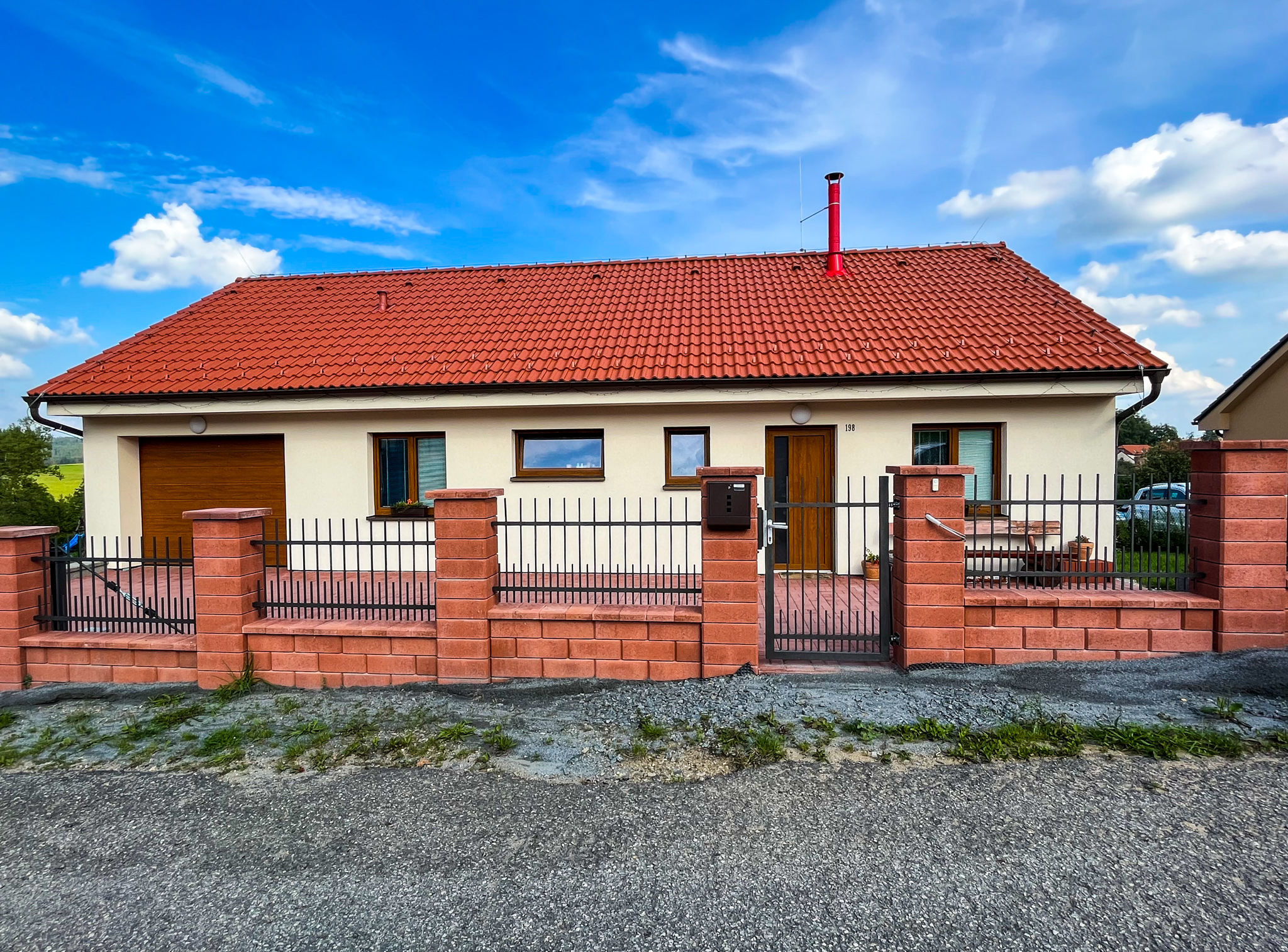 Rodinný dům v Jankově - fotografie 2