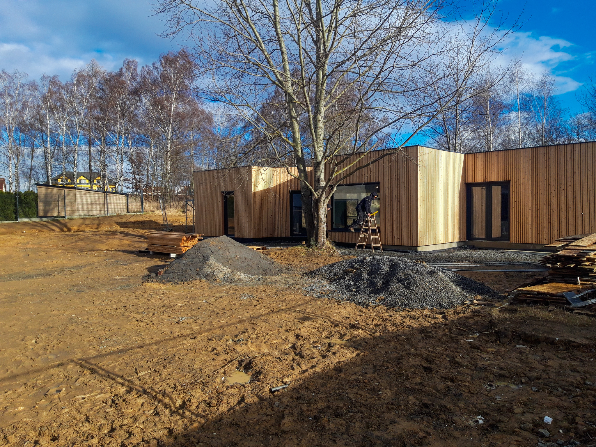 Modřínový obklad v Táboře - fotografie 2